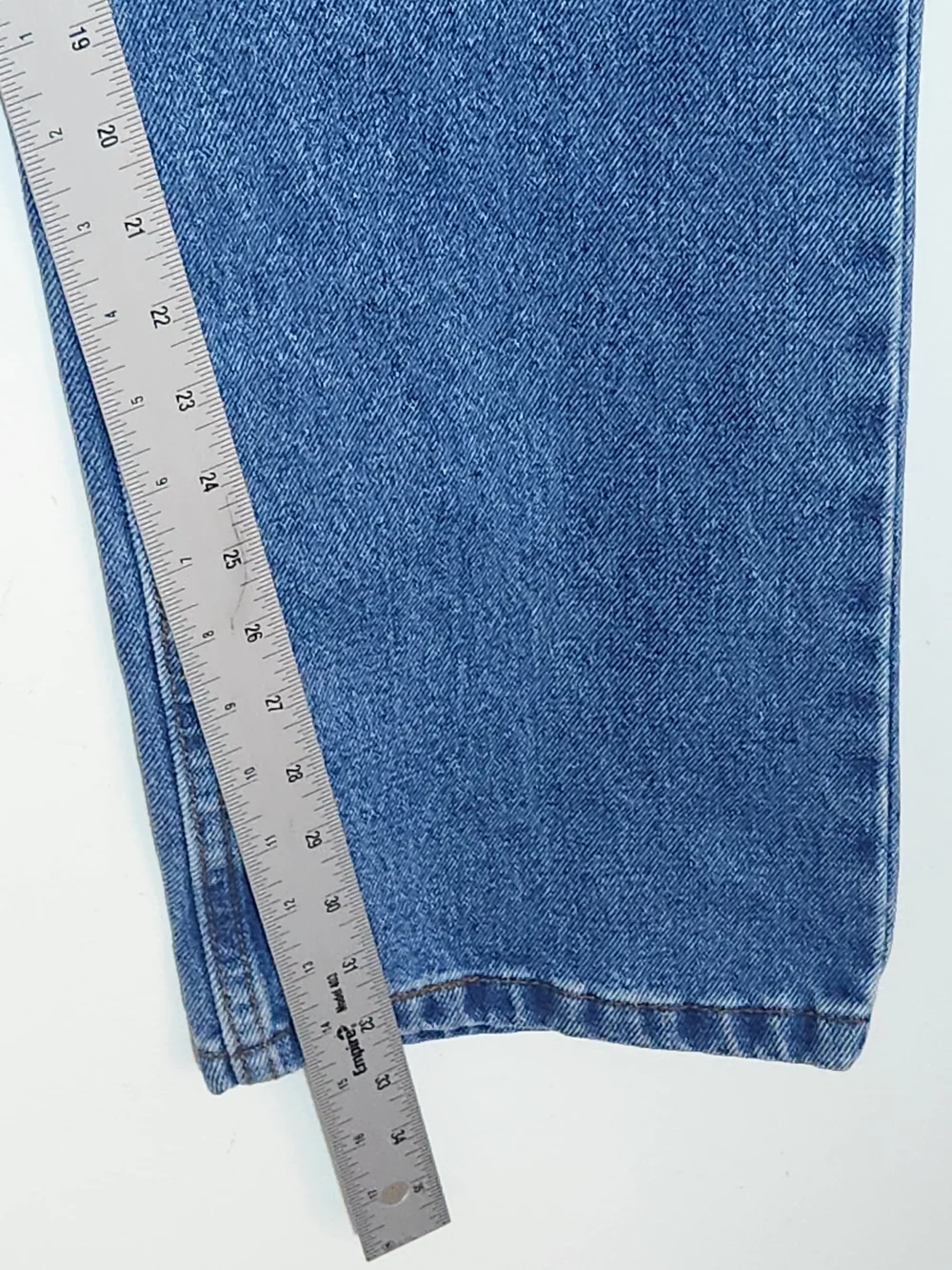 George Mens Medium Wash Straight Leg Jeans Size 32 x 34 NWOT